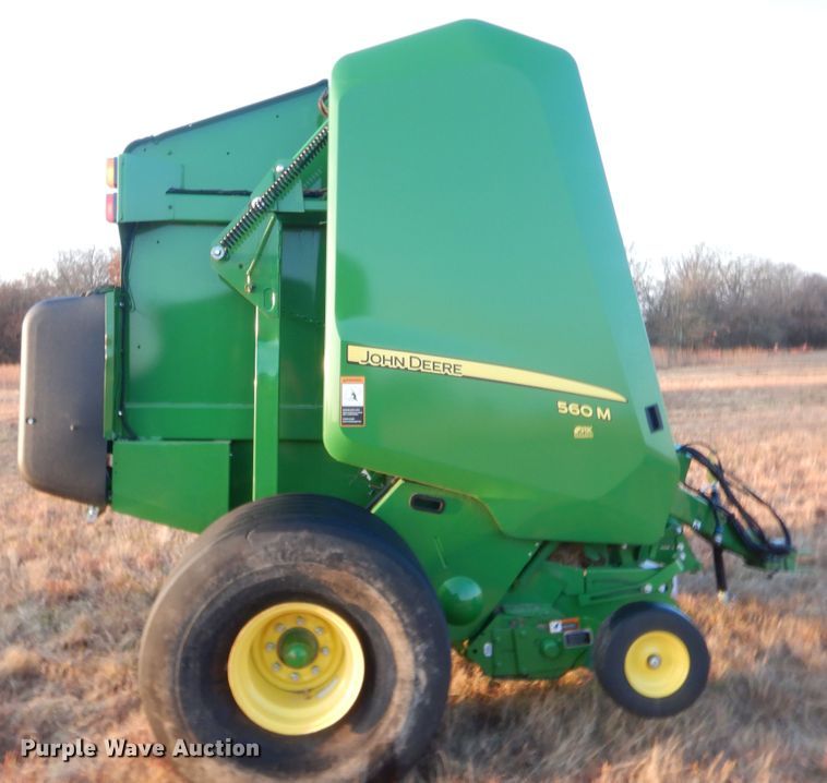 image for item HW9147 2020 John Deere 560M  round baler