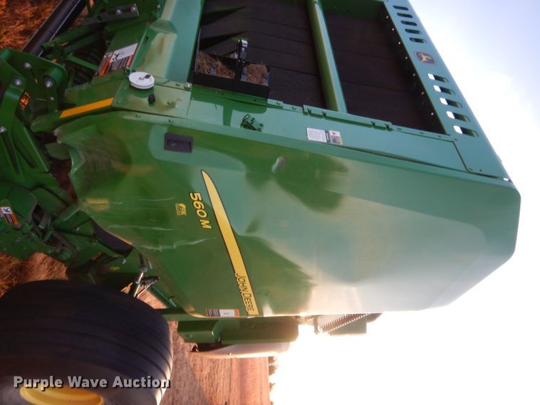 image for item HW9147 2020 John Deere 560M  round baler