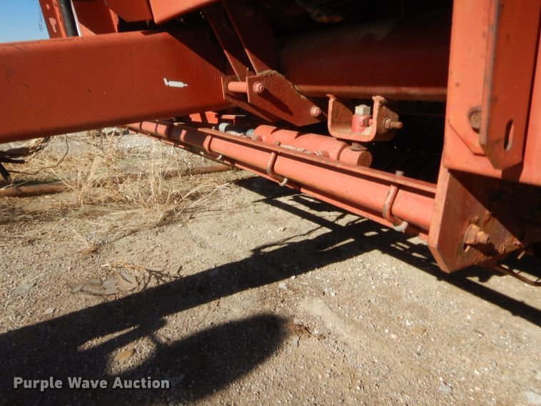 image for item HW9248 Hesston 565A  round baler