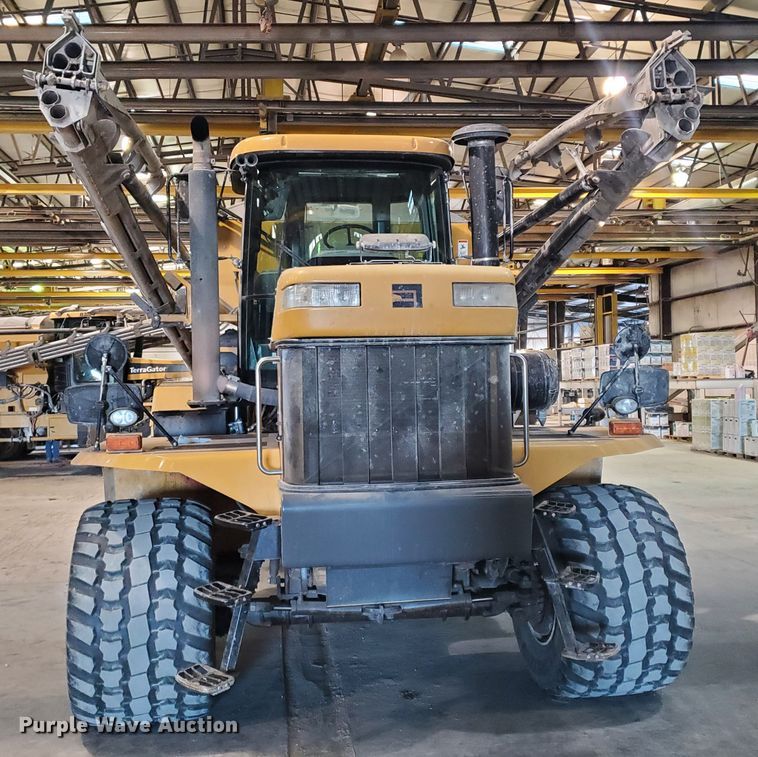 image for item HW9507 2011 Ag-Chem TerraGator 8204  applicator