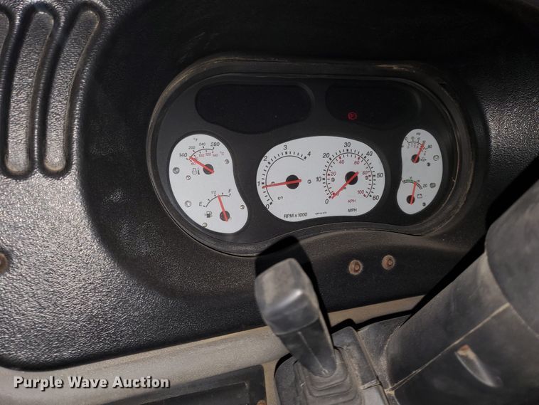 image for item HW9507 2011 Ag-Chem TerraGator 8204  applicator