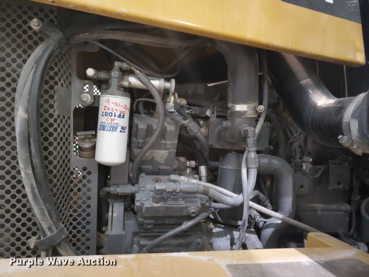 image for item HW9507 2011 Ag-Chem TerraGator 8204  applicator