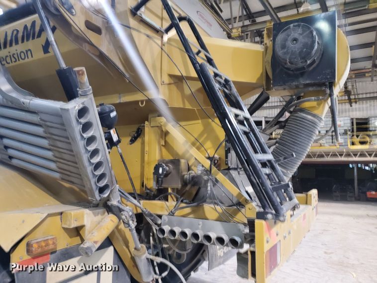 image for item HW9507 2011 Ag-Chem TerraGator 8204  applicator