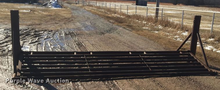 image for item HY9978 2T No Pit cattle guard