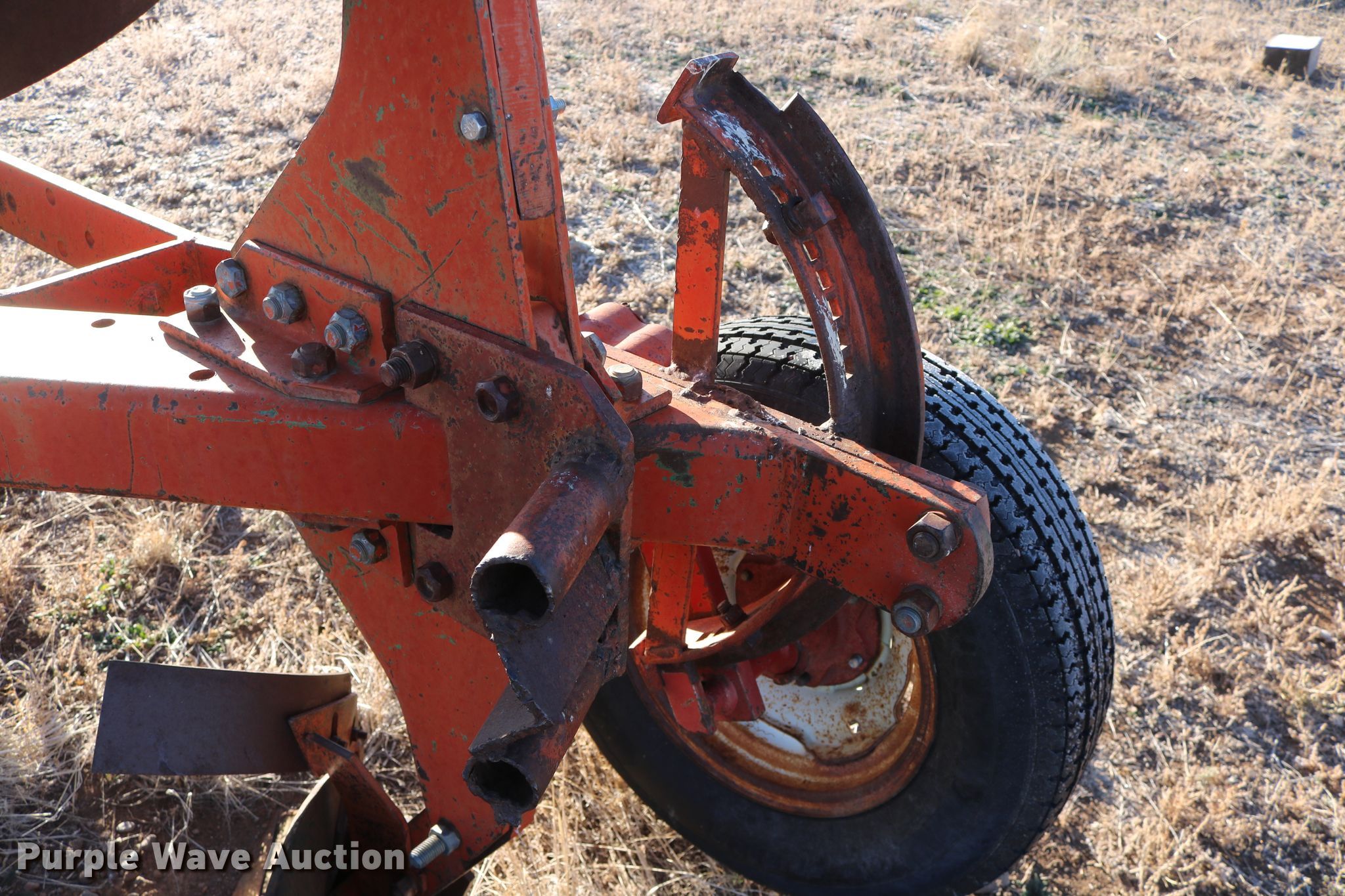 White four bottom roll over plow in Antonito, CO Item EO9854 sold