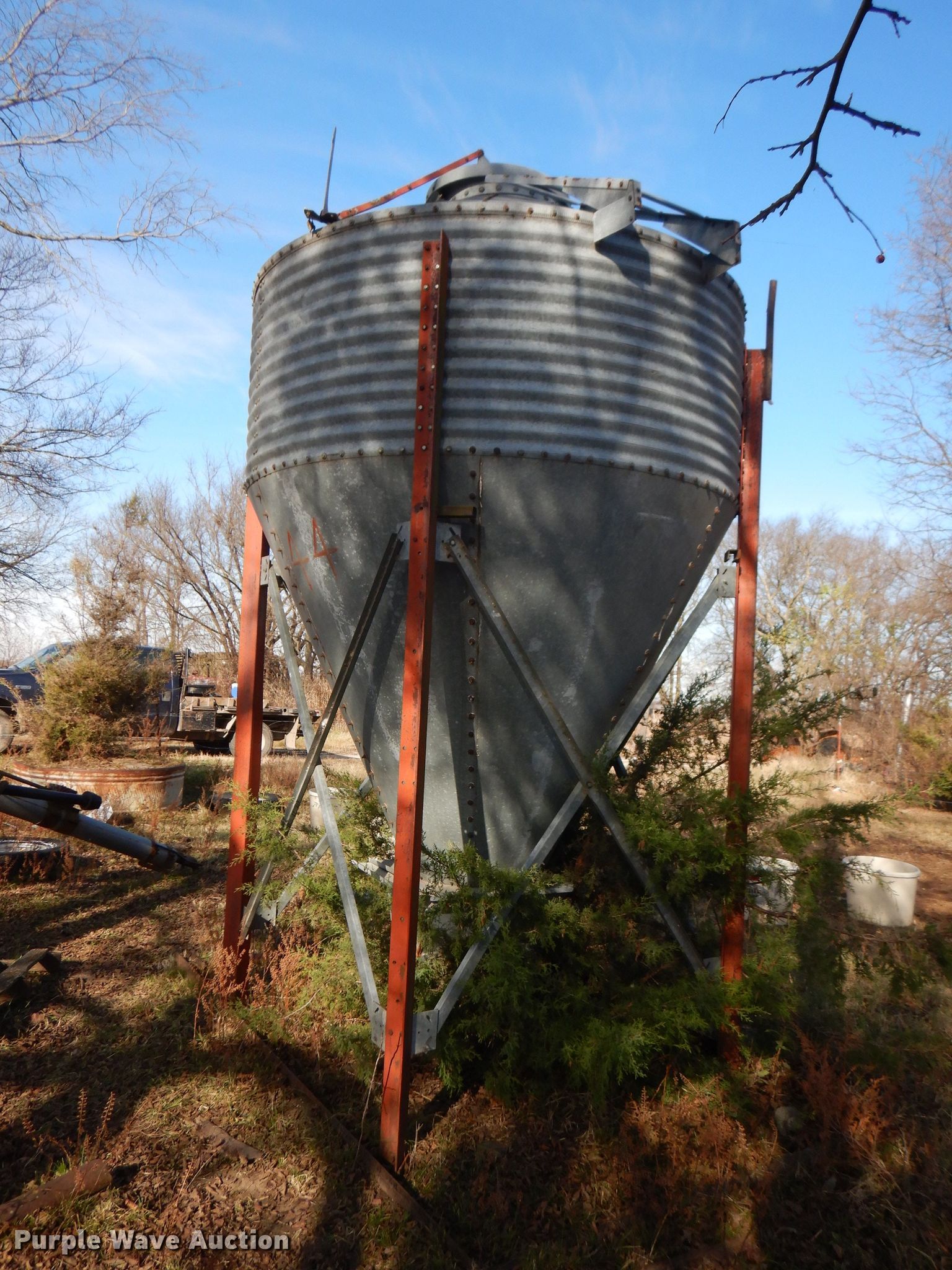 Feed bin in Copan, OK Item GK9468 sold Purple Wave