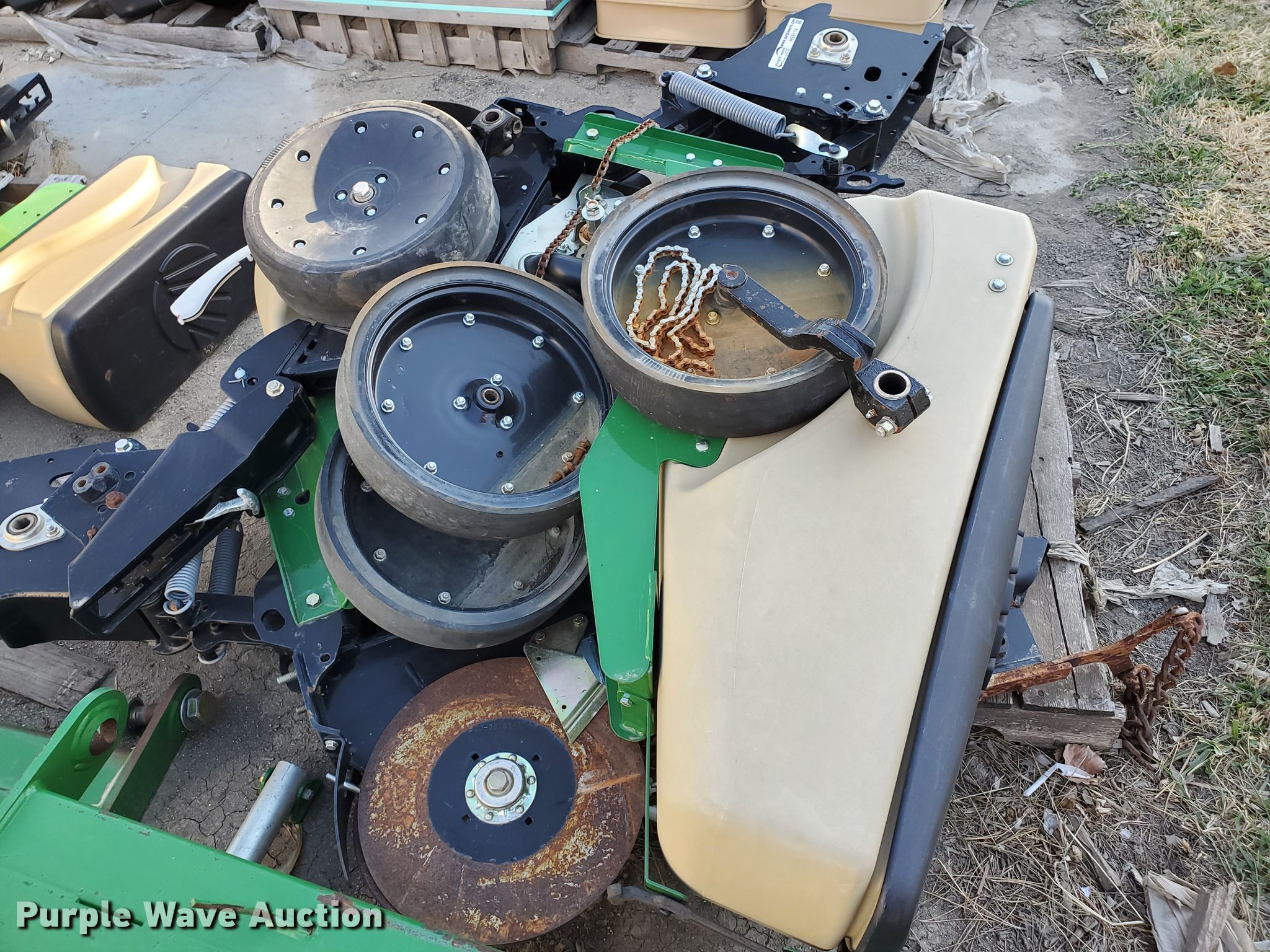 (2) Great Plains planter row assemblies in Assaria, KS Item HS9174