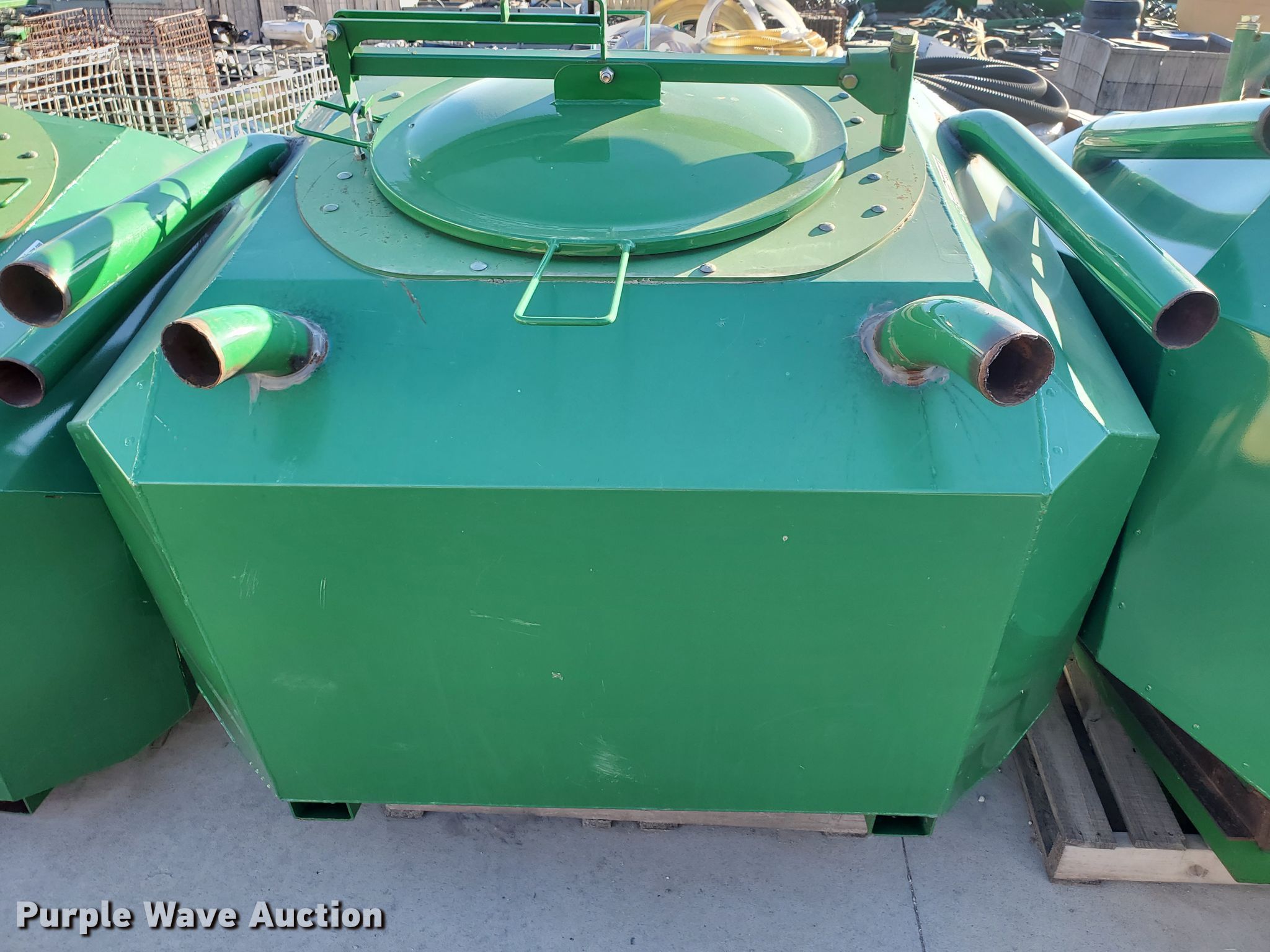 Great Plains seed hopper in Assaria, KS Item HS9180 sold Purple Wave