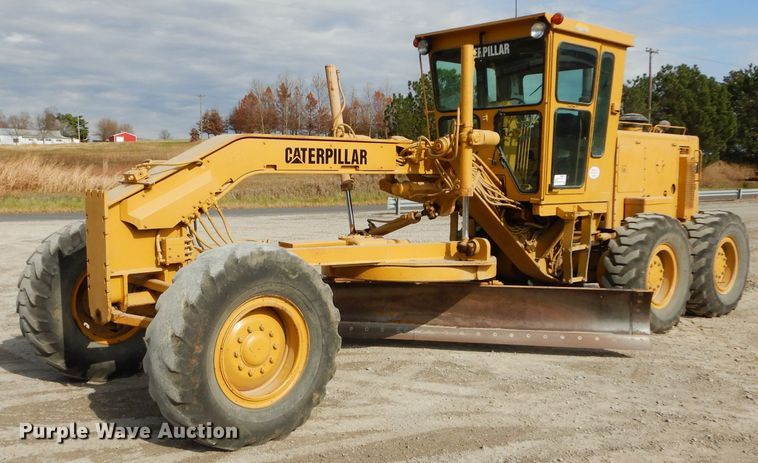 image for item DE2461 1985 Caterpillar 140G  motor grader