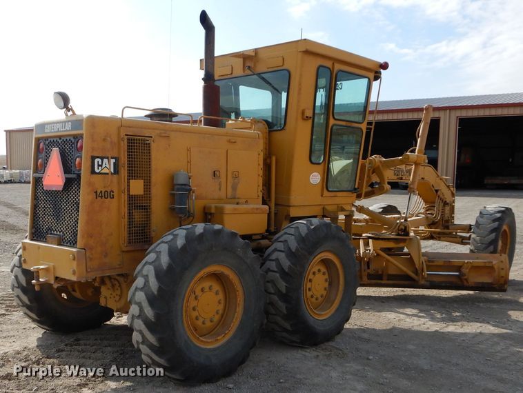 image for item DE2461 1985 Caterpillar 140G  motor grader