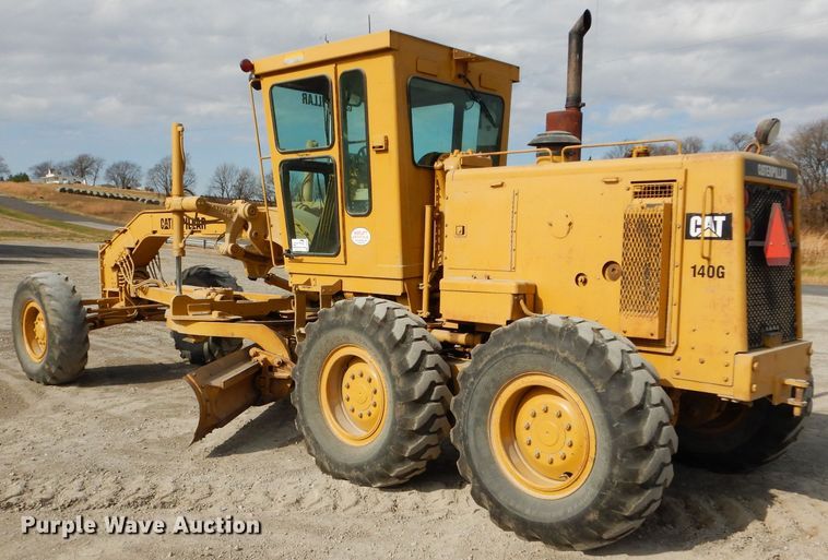 image for item DE2461 1985 Caterpillar 140G  motor grader