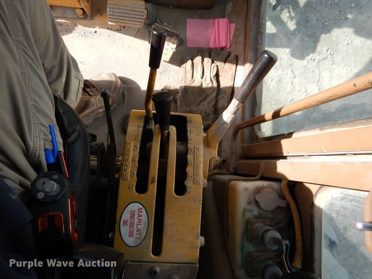 image for item DE2461 1985 Caterpillar 140G  motor grader