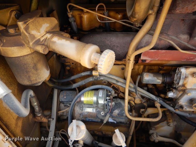 image for item DE2461 1985 Caterpillar 140G  motor grader