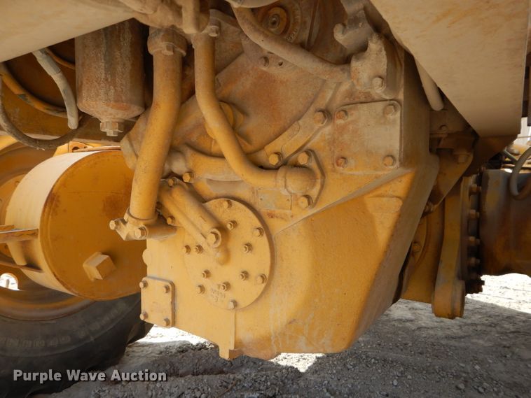 image for item DE2461 1985 Caterpillar 140G  motor grader