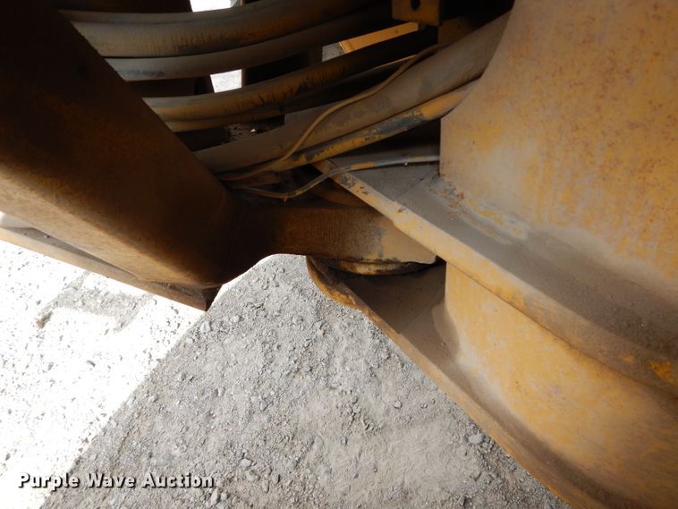 image for item DE2461 1985 Caterpillar 140G  motor grader