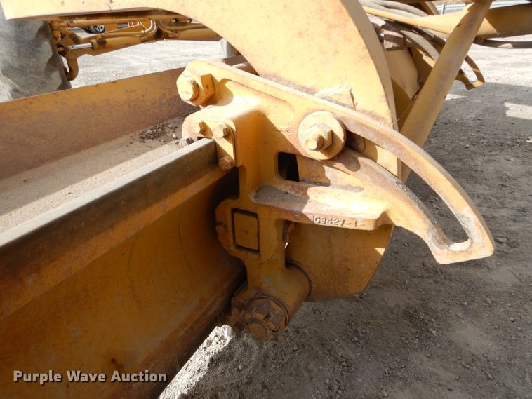 image for item DE2461 1985 Caterpillar 140G  motor grader