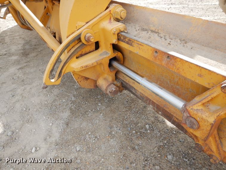 image for item DE2461 1985 Caterpillar 140G  motor grader