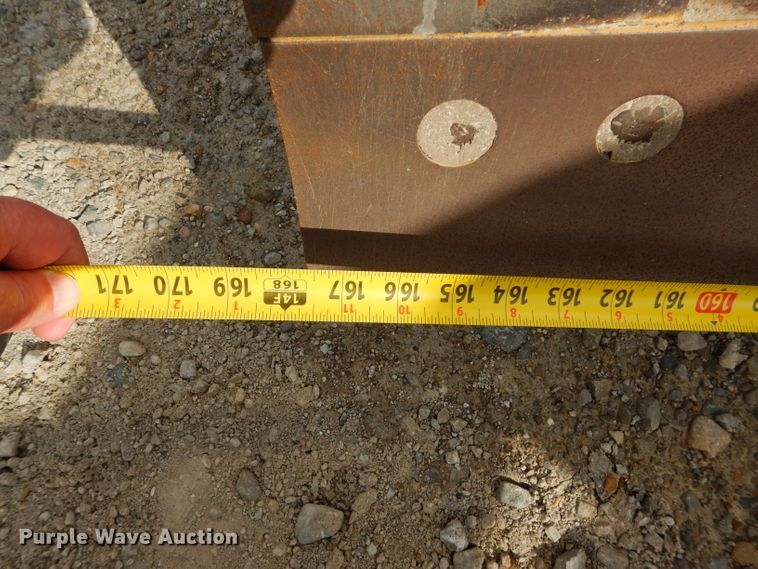 image for item DE2461 1985 Caterpillar 140G  motor grader