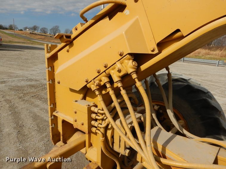 image for item DE2461 1985 Caterpillar 140G  motor grader