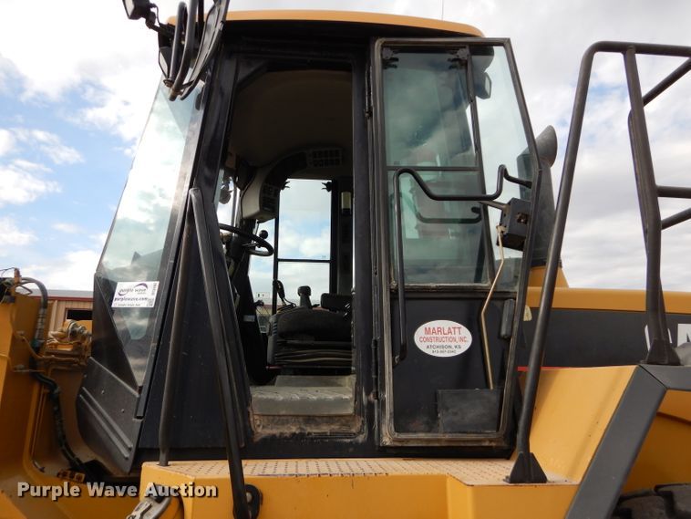 image for item DE2462 2003 Caterpillar 950G Series II  wheel loader