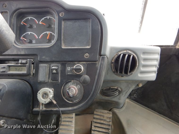 image for item DE2462 2003 Caterpillar 950G Series II  wheel loader