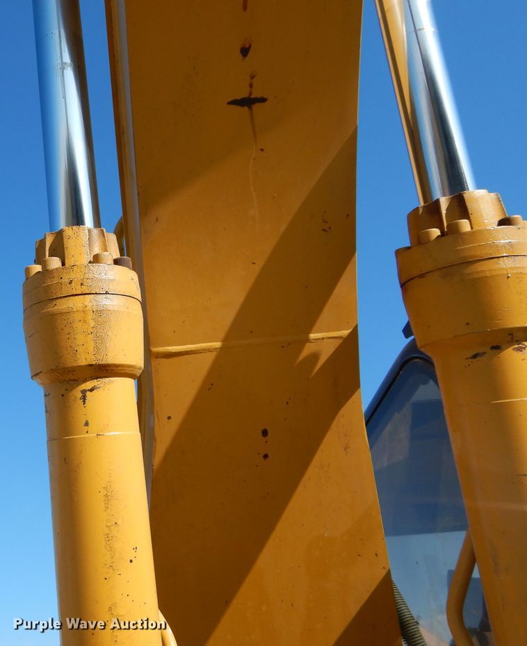 image for item DE2463 1997 Caterpillar 325B L  excavator