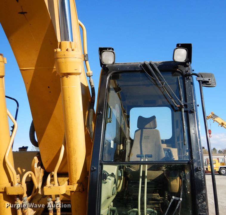 image for item DE2463 1997 Caterpillar 325B L  excavator