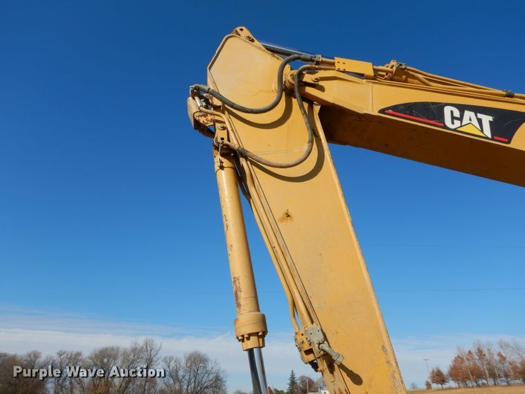 image for item DE2463 1997 Caterpillar 325B L  excavator
