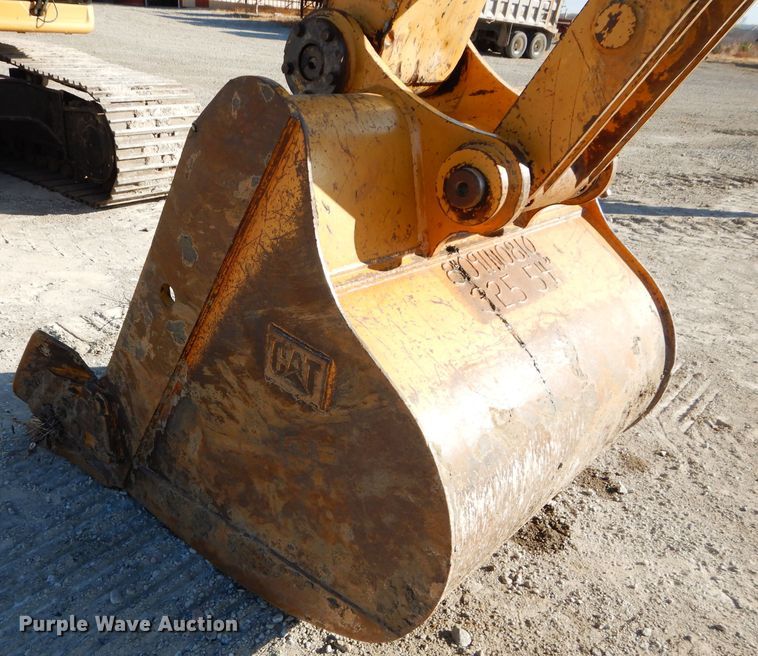 image for item DE2463 1997 Caterpillar 325B L  excavator