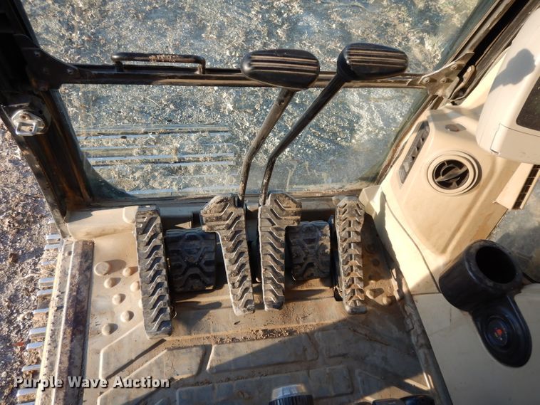 image for item DE2464 2005 Caterpillar 320C L  excavator