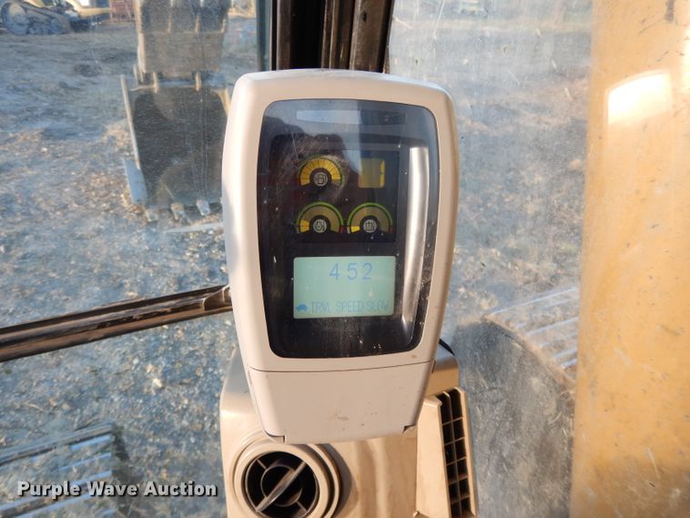 image for item DE2464 2005 Caterpillar 320C L  excavator