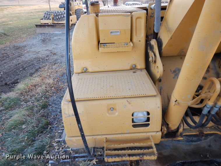 image for item DE2464 2005 Caterpillar 320C L  excavator