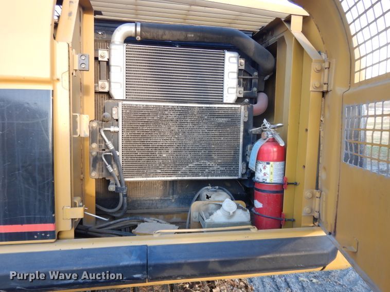 image for item DE2464 2005 Caterpillar 320C L  excavator