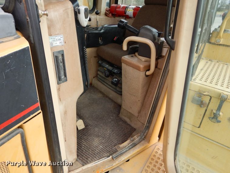 image for item DE2465 1999 Caterpillar D6R XL  dozer