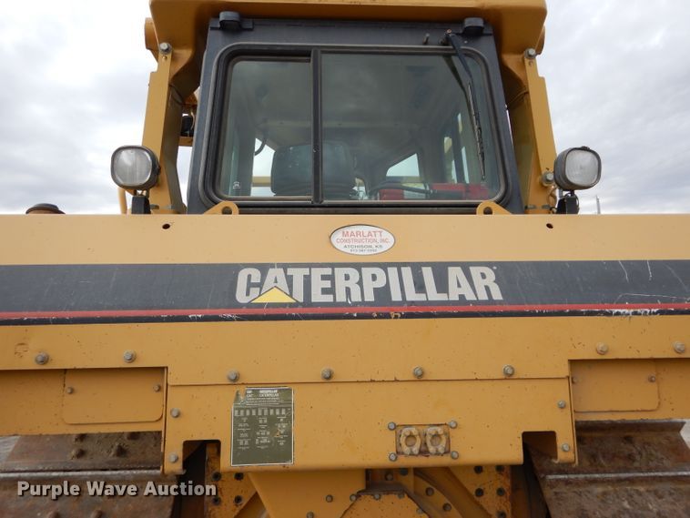 image for item DE2465 1999 Caterpillar D6R XL  dozer