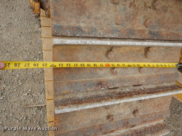 image for item DE2465 1999 Caterpillar D6R XL  dozer