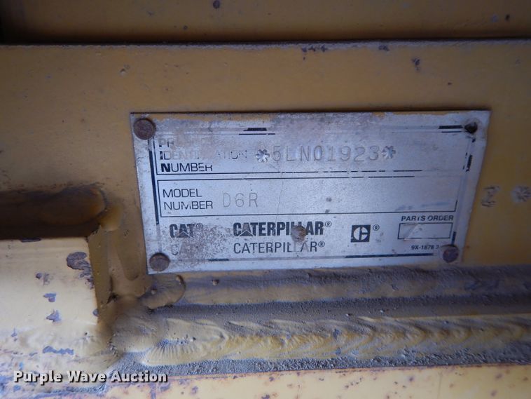 image for item DE2465 1999 Caterpillar D6R XL  dozer