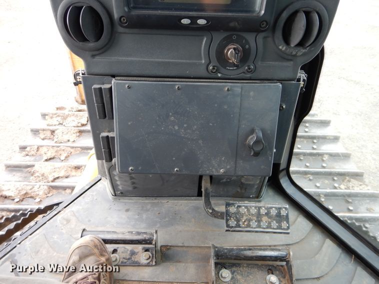 image for item DE2466 2009 Caterpillar D5K XL  dozer