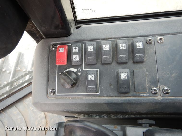 image for item DE2466 2009 Caterpillar D5K XL  dozer