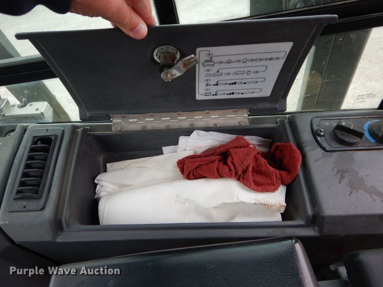 image for item DE2466 2009 Caterpillar D5K XL  dozer