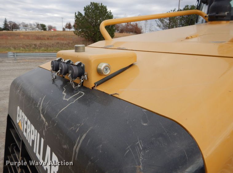 image for item DE2466 2009 Caterpillar D5K XL  dozer