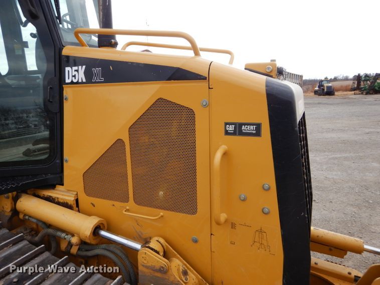 image for item DE2466 2009 Caterpillar D5K XL  dozer