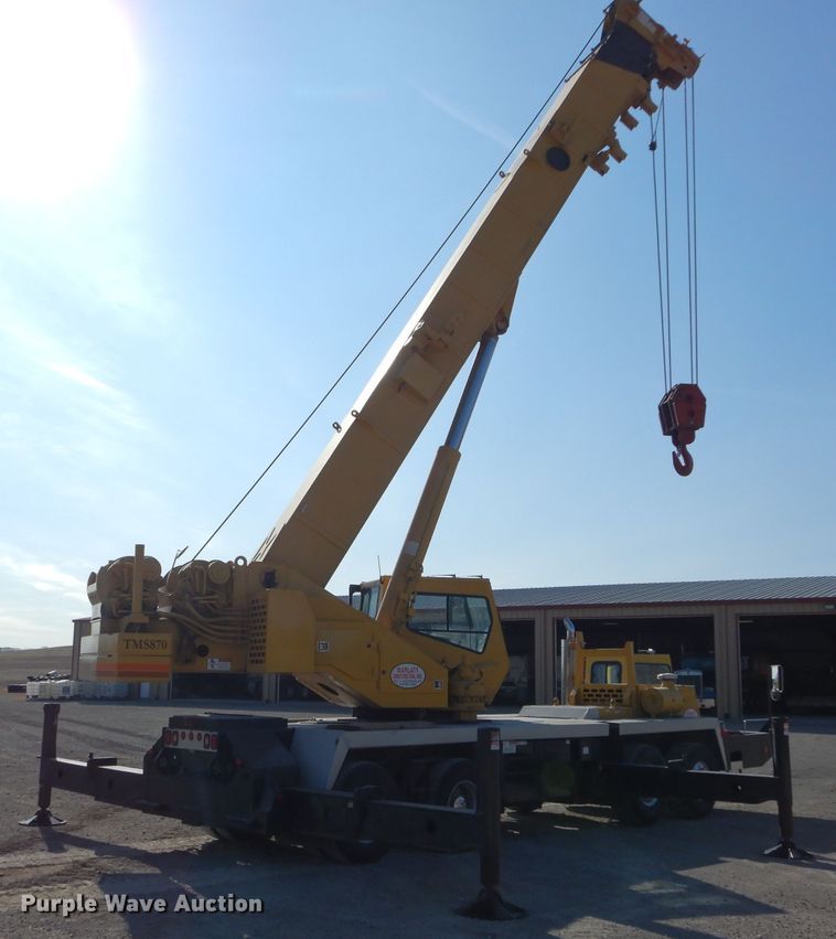 image for item DE2467 1997 Grove TMS870  crane