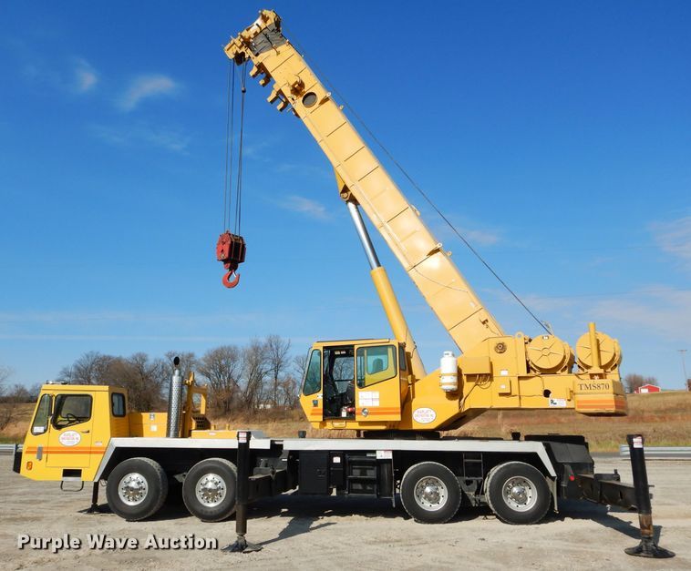 image for item DE2467 1997 Grove TMS870  crane