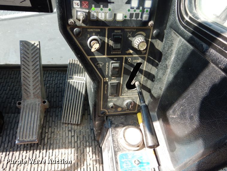 image for item DE2467 1997 Grove TMS870  crane