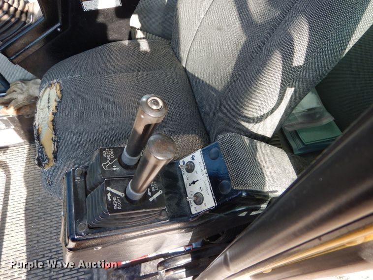 image for item DE2467 1997 Grove TMS870  crane