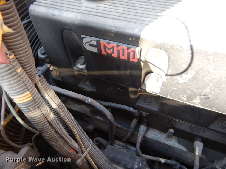 image for item DE2467 1997 Grove TMS870  crane