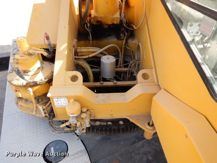 image for item DE2467 1997 Grove TMS870  crane