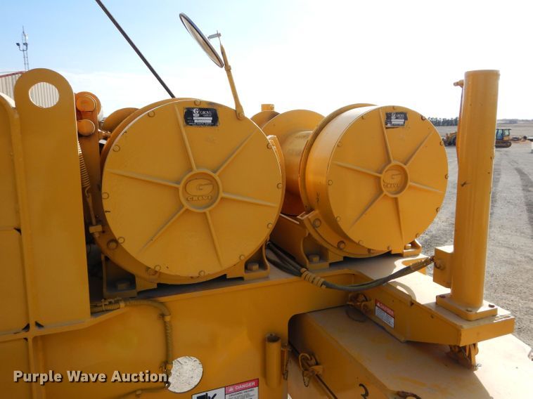 image for item DE2467 1997 Grove TMS870  crane