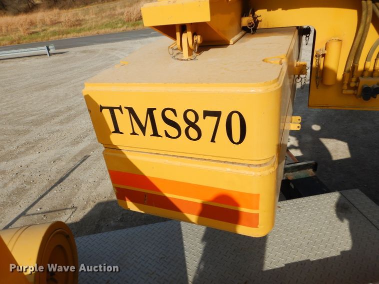 image for item DE2467 1997 Grove TMS870  crane